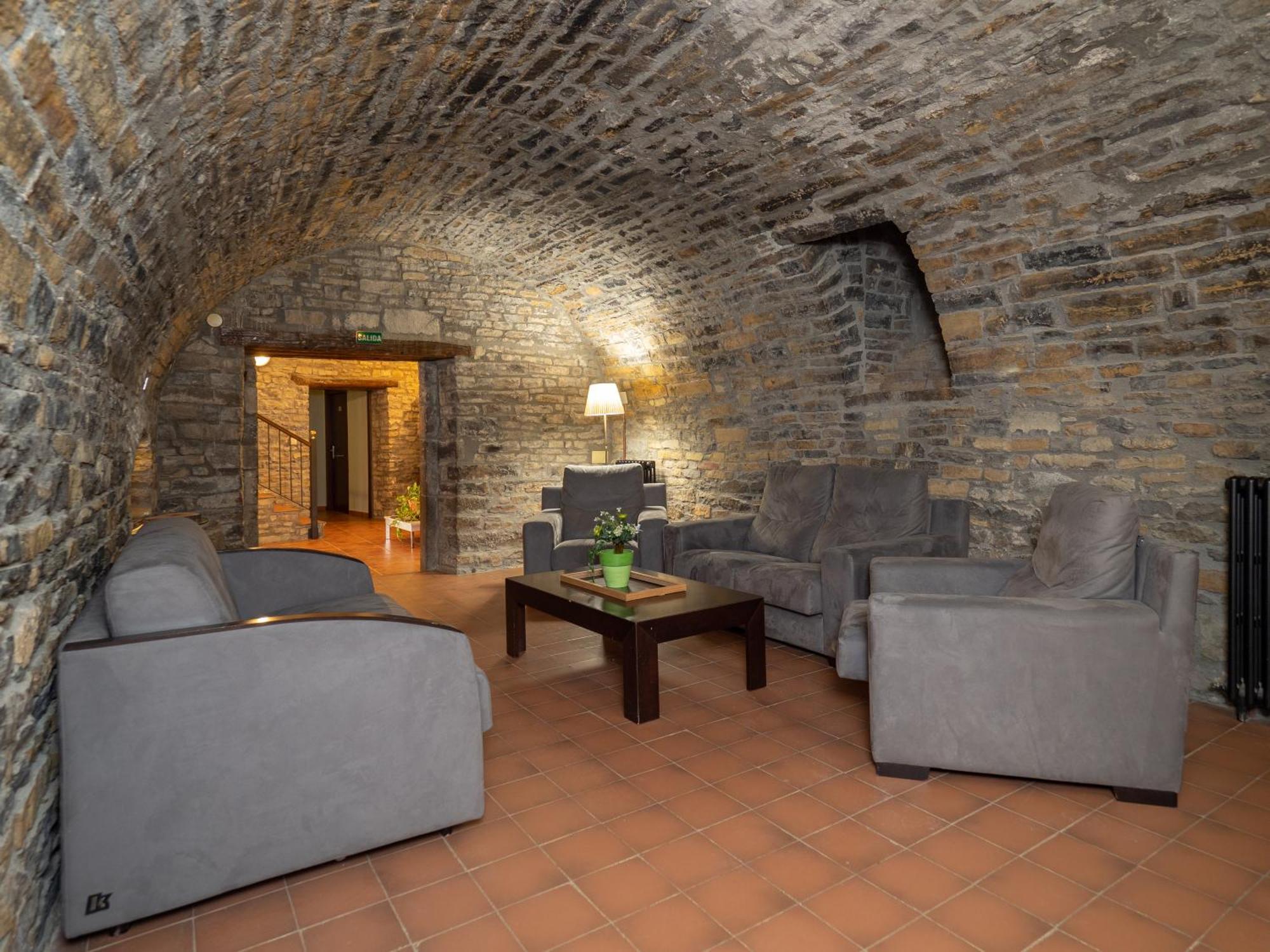 Casa Cambra Guest House Aínsa Екстериор снимка